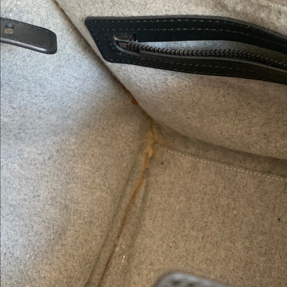 Light Gray Tote with Black Leather Handles felt - Picture 5 of 8